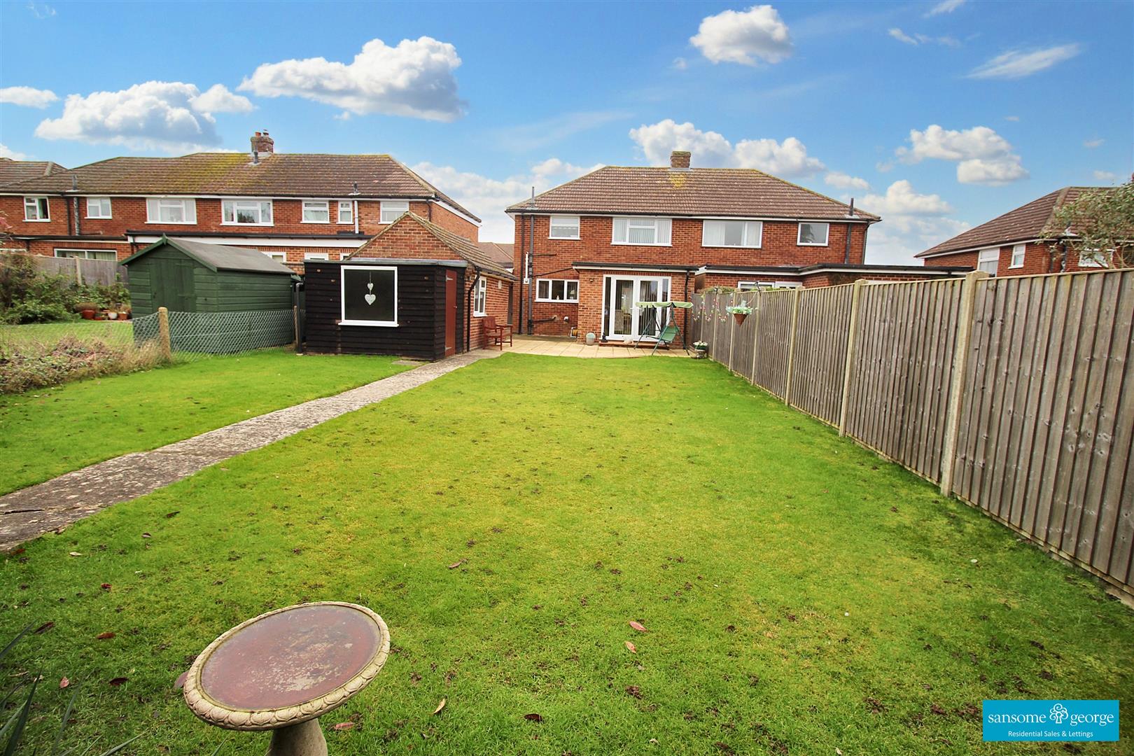 Compton Avenue, Tilehurst